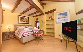 Jolie Maison - In The Heart Of Aosta